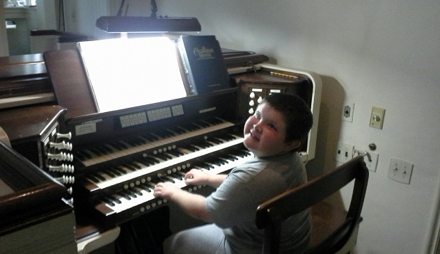 Stephen at Organ 2015